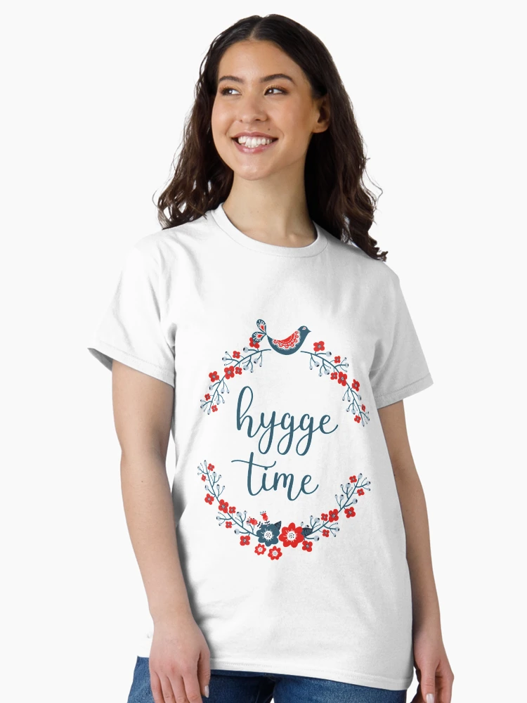 Imagen 3 de 7, Camiseta clásica con la obra Hygge Time, diseñada y vendida por linume.