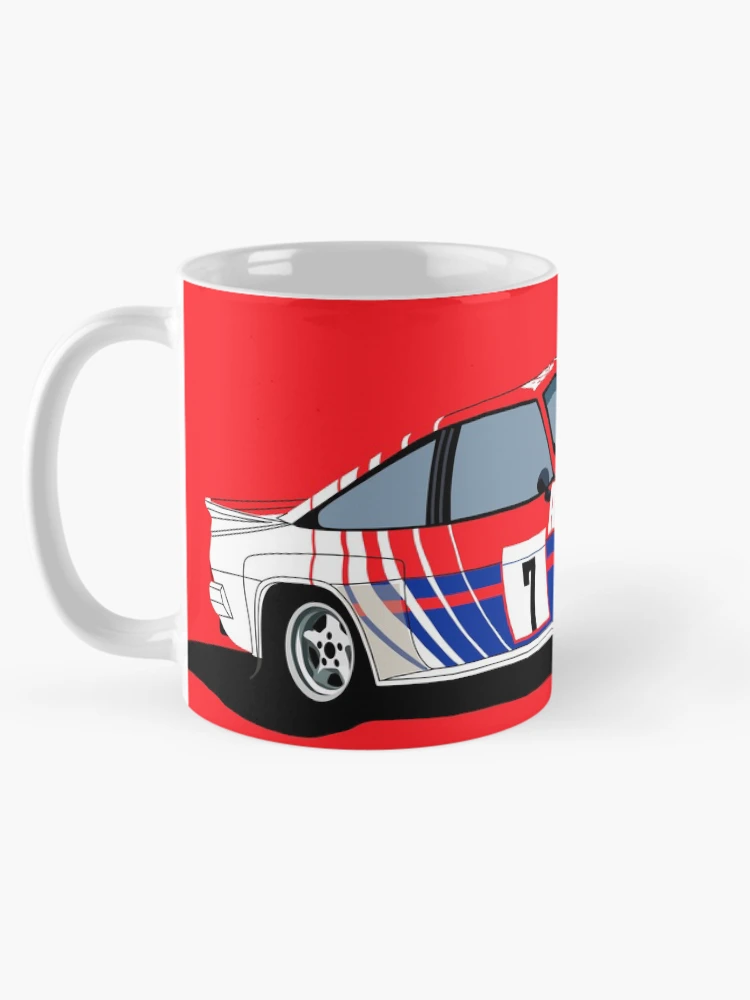Aperçu 5 sur 6. Mug à café avec l'œuvre Manta 400 créée et vendue par Maxyenko.