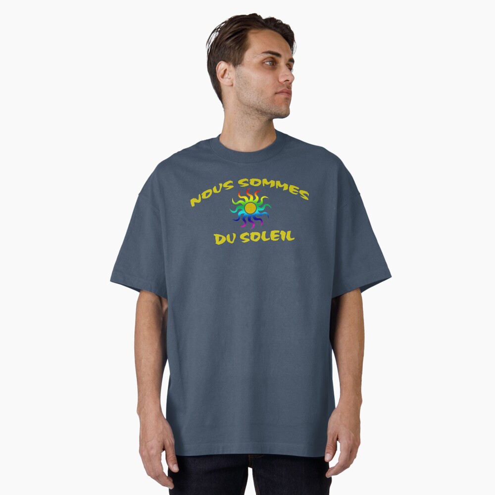 Aperçu de l'œuvre T-shirt oversize créée et vendue par kryten4k.