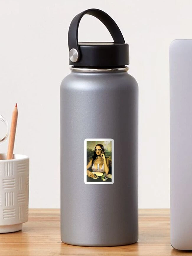 Aperçu 1 sur 3. Sticker avec l'œuvre MONA LISA POKER PLAYER créée et vendue par Mileau.
