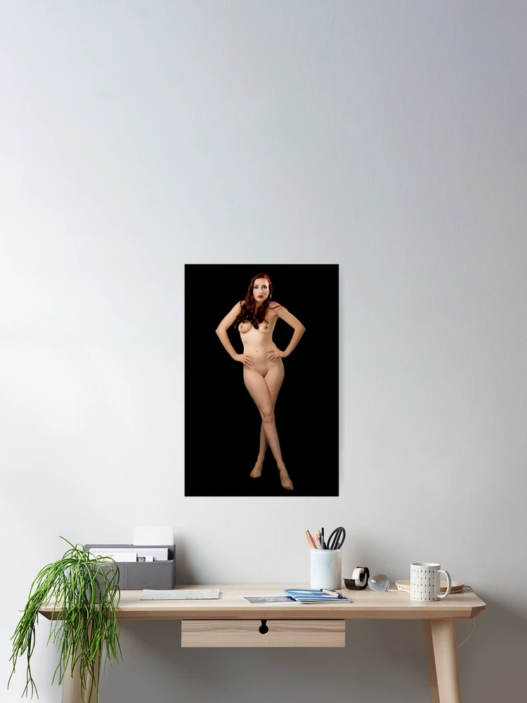 Imagen 2 de 3, Póster con la obra Anoush - 8, diseñada y vendida por docdoran.