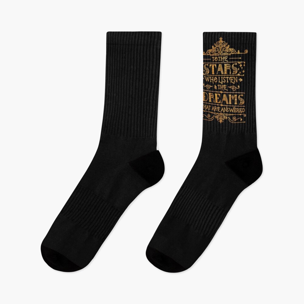 Aperçu de l'œuvre Chaussettes créée et vendue par Stella Bookish Art.
