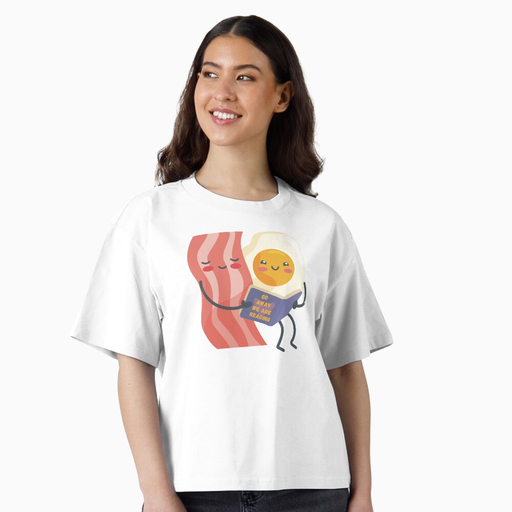 Aperçu de l'œuvre T-shirt boxy créée et vendue par TeaAndPrints.