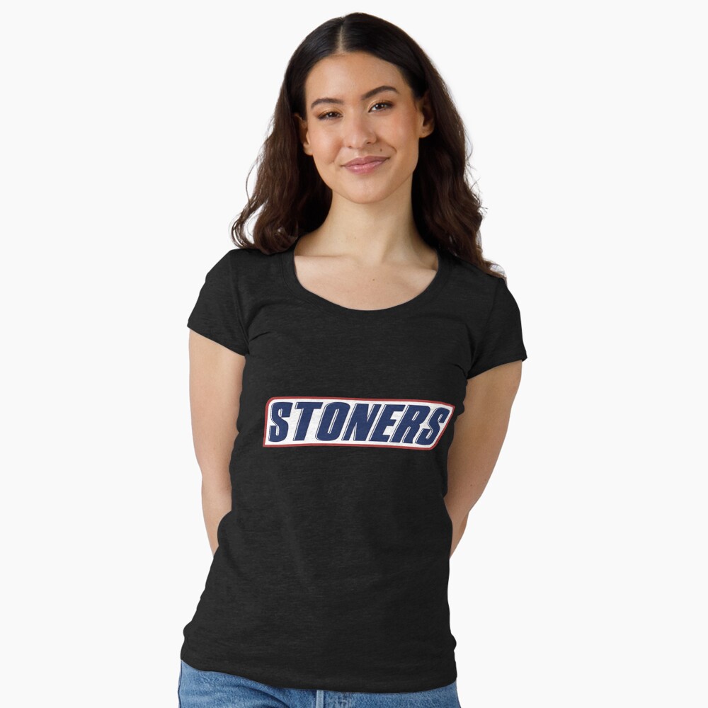 Artikel-Vorschau von Tailliertes Rundhals-Shirt, designt und verkauft von Simple Stoner Shirts.