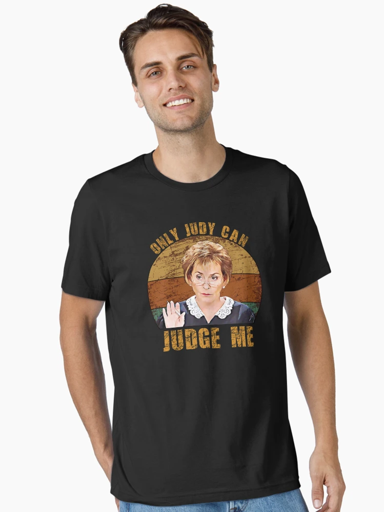 Thumbnail 2 von 7, Essential T-Shirt, Nur Judy kann mich beurteilen Funny Retro designt und verkauft von Sunmoony.