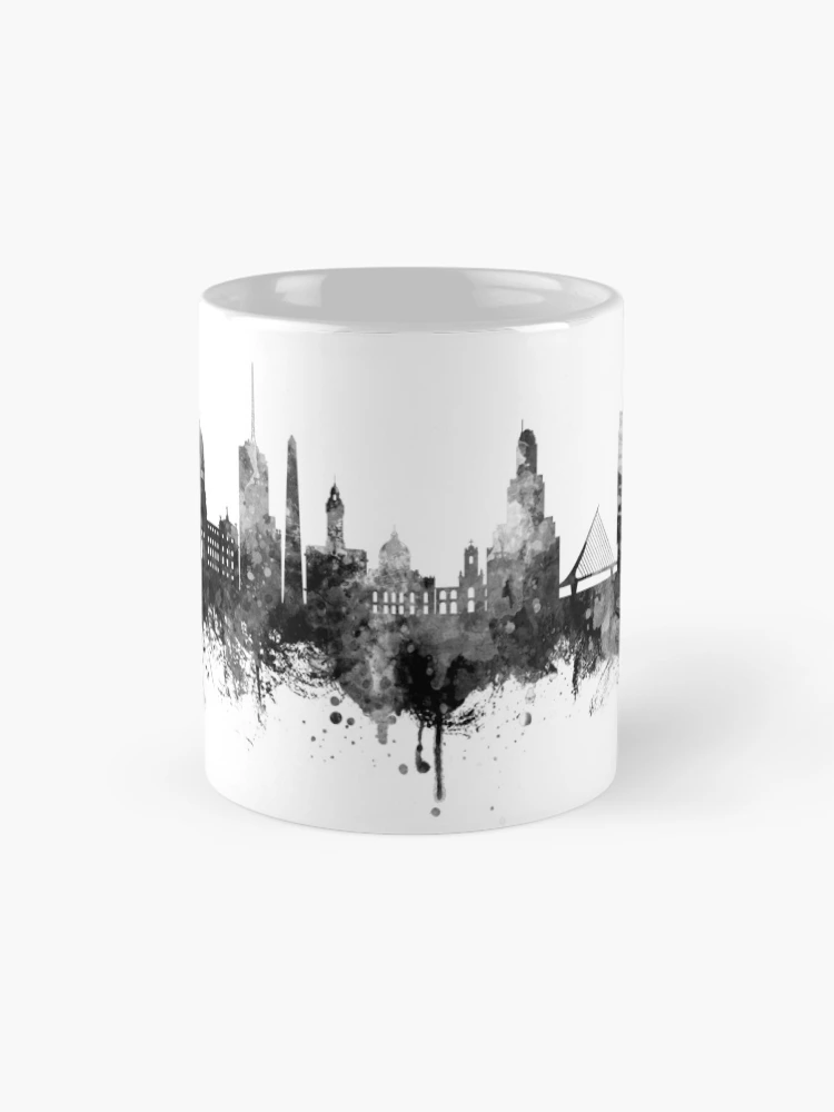 Aperçu 4 sur 6. Mug à café avec l'œuvre Buenos Aires Argentina Skyline créée et vendue par ArtPrints.