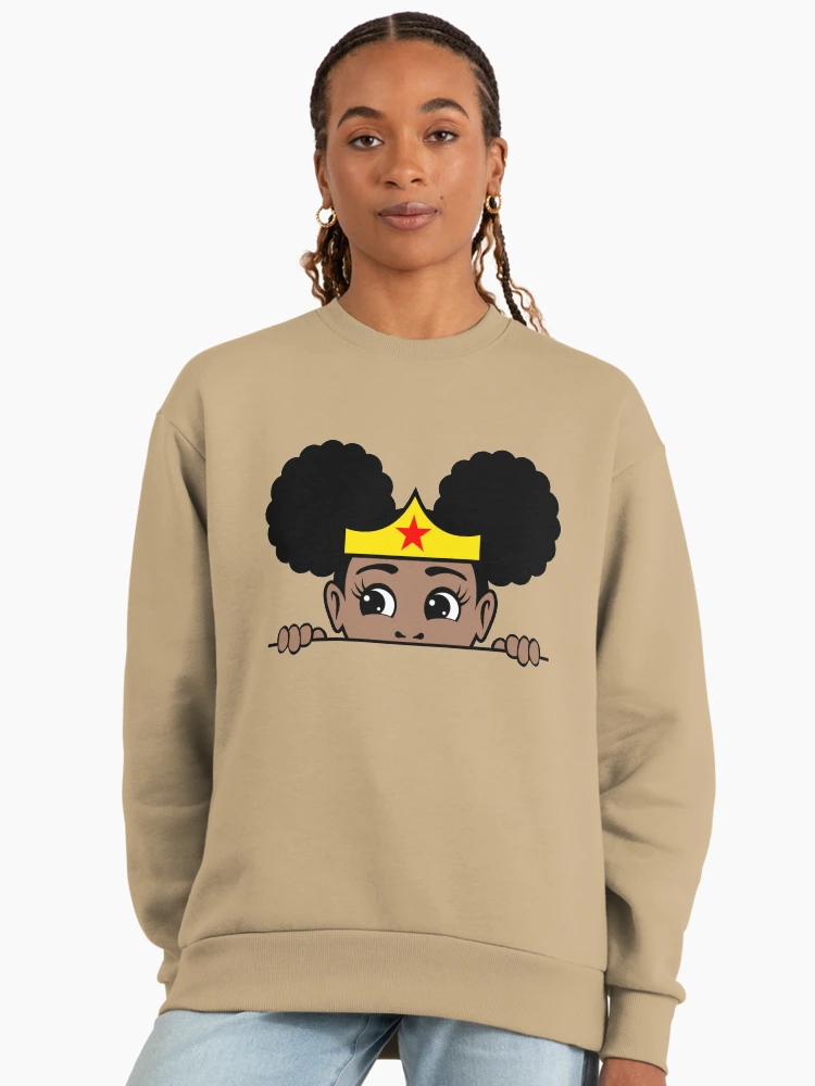 Thumbnail 3 von 6, Premium Oversized Pullover, und diese Wundermädchenausrüstung wird der starken schwarzen Frau, die Sie großziehen, mit Sicherheit ein Lächeln zaubern. Holen Sie sich Ihre und kaufen Sie noch heute ein. designt und verkauft von BScotty.