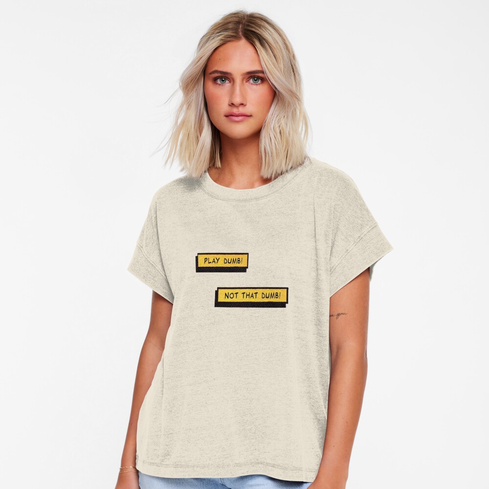 Artikel-Vorschau von Locker geschnittenes T-Shirt, designt und verkauft von Ella Freeman.