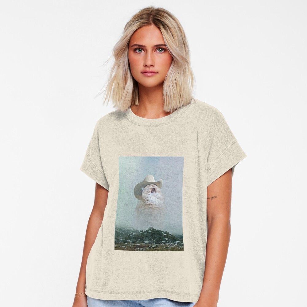Artikel-Vorschau von Locker geschnittenes T-Shirt, designt und verkauft von rouxbarb.