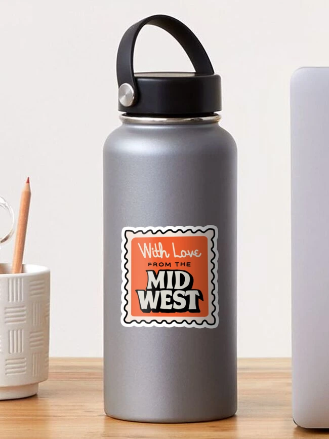 Aperçu 1 sur 3. Sticker avec l'œuvre Timbre « Avec amour du Midwest » créée et vendue par piperdooley.