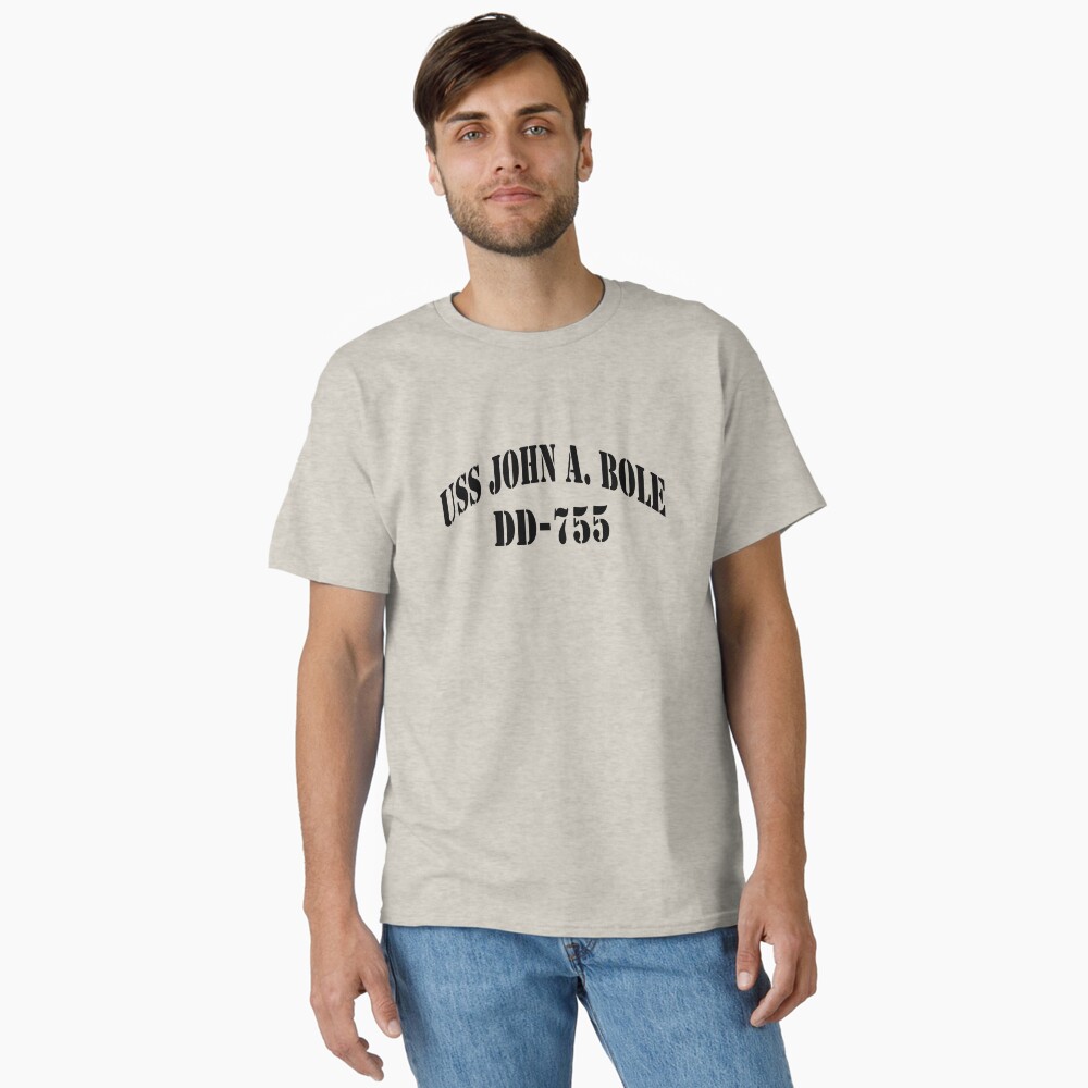 Aperçu de l'œuvre T-shirt classique créée et vendue par militarygifts.