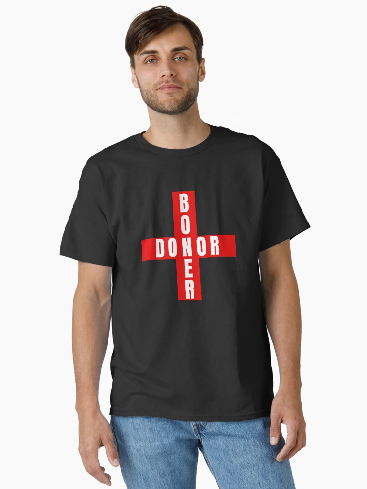 Aperçu 2 sur 7. T-shirt classique avec l'œuvre Boner Donateur Hubie Halloween Costume d'Halloween paresseux drôle créée et vendue par Dear-Ashlin.
