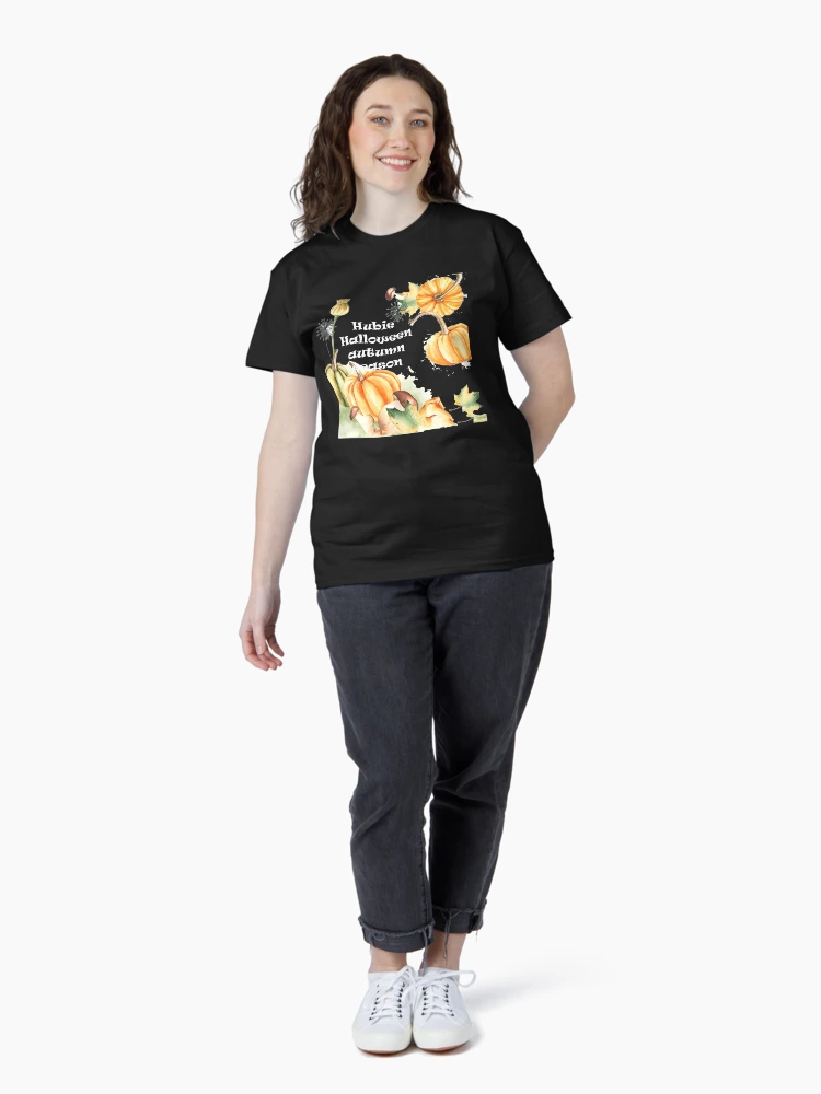 Aperçu 4 sur 7. T-shirt classique avec l'œuvre T-shirt de saison d'automne d'Halloween de Hubie, conception d'halloween, automne automne créée et vendue par HananDesign13.
