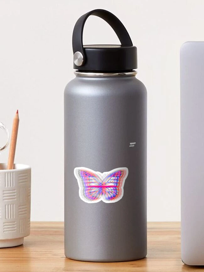 Aperçu 1 sur 3. Sticker avec l'œuvre papillon glitch créée et vendue par ECstickers2.