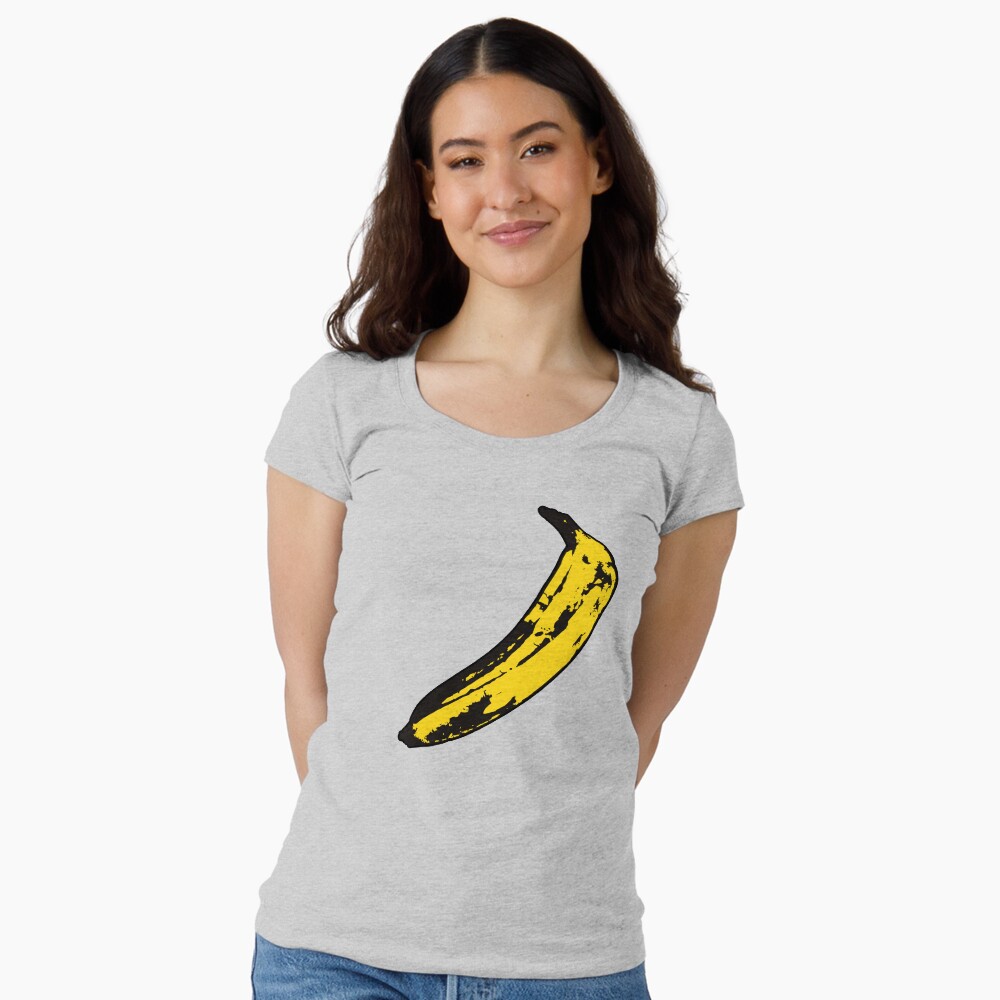 Vista previa del artículo con la obra «Camiseta entallada de cuello ancho», diseñado y vendido por carteblantze.