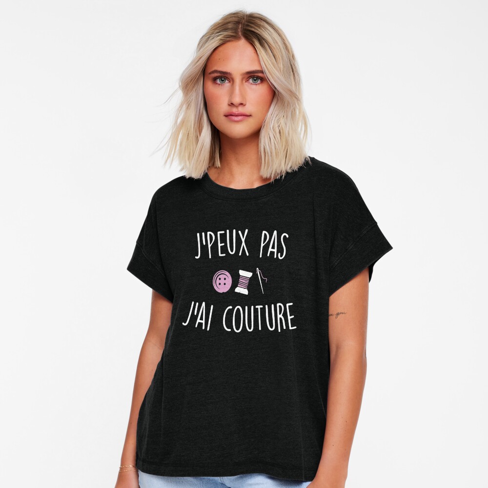 Vista previa del artículo con la obra «Camiseta relajada», diseñado y vendido por TshirtCulte.