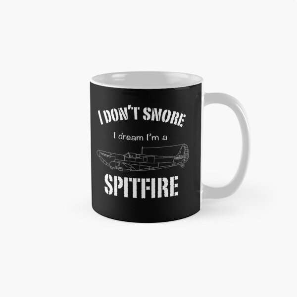 Aperçu de l'œuvre Je ne ronfle pas, je rêve que je suis un Spitfire créée et vendue par Bear Cave Designs.