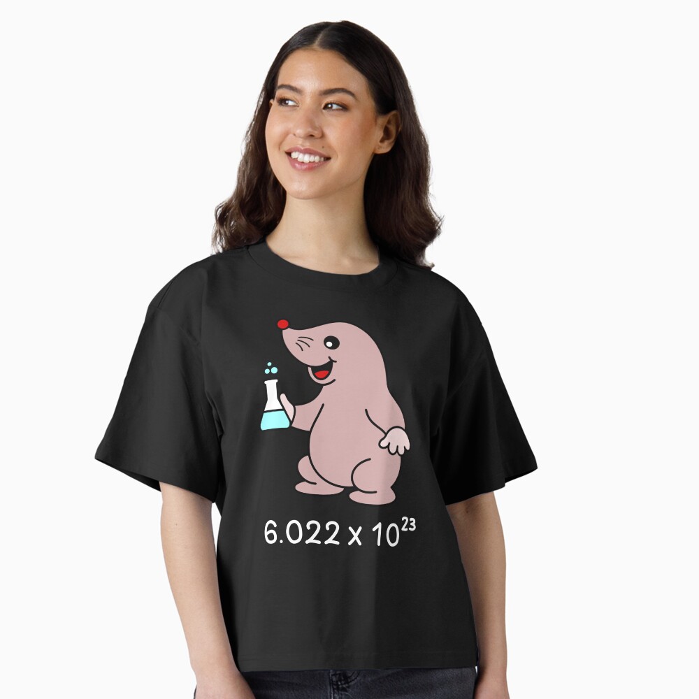Aperçu de l'œuvre T-shirt boxy créée et vendue par TashaVector.