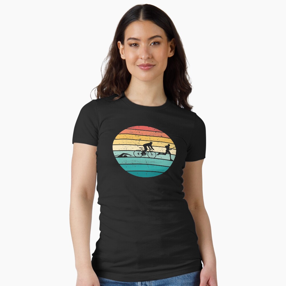 Aperçu de l'œuvre T-shirt moulant créée et vendue par Pau Baz.