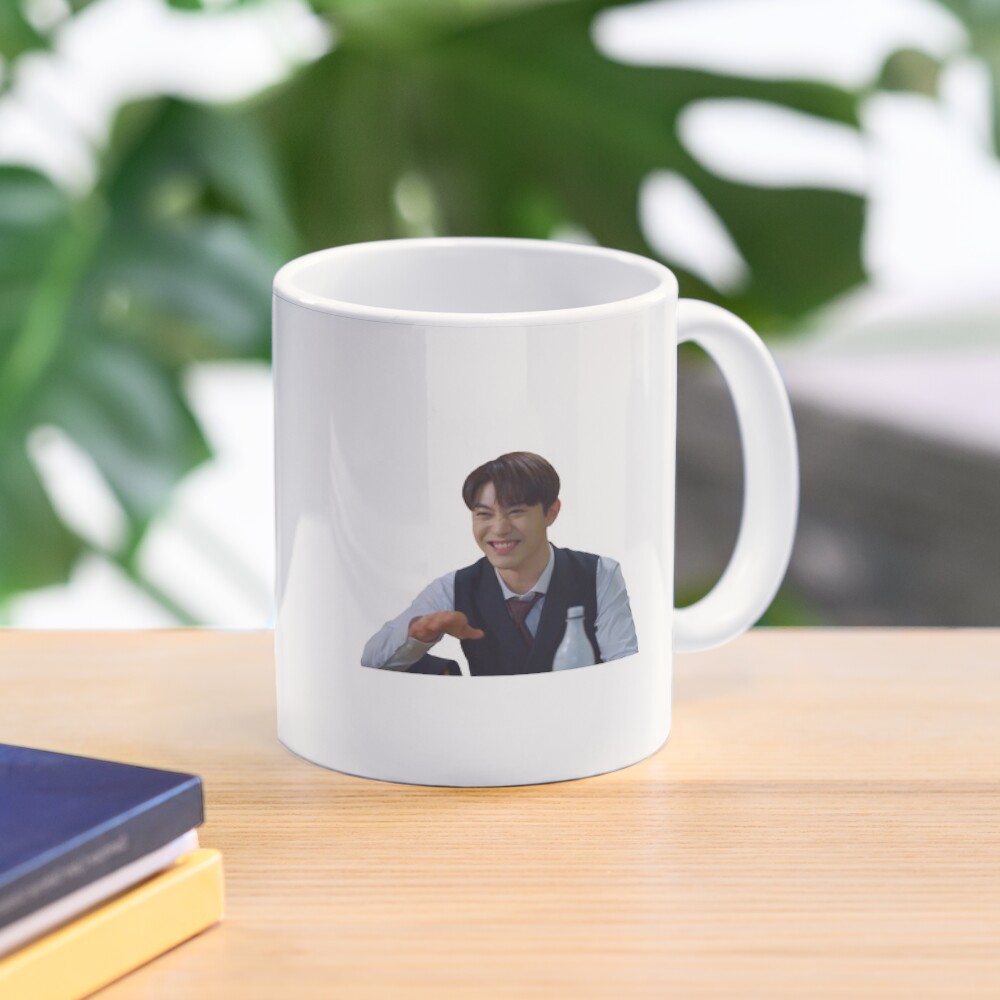 Vista previa del artículo con la obra «Taza clásica», diseñado y vendido por Mirabella97.