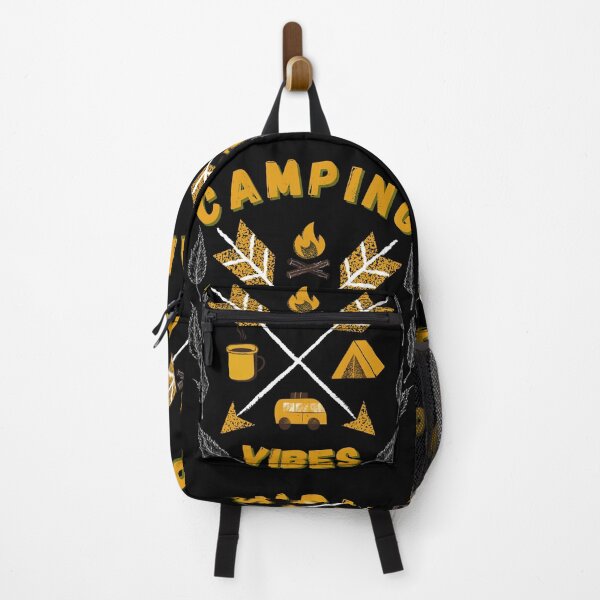 Aperçu de l'œuvre Cadeau vintage ambiance camping créée et vendue par markosss.