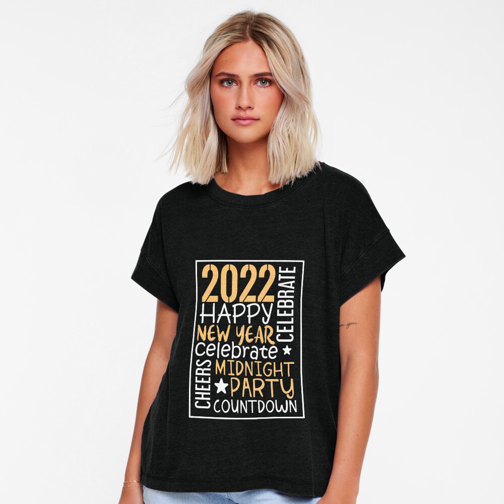 Artikel-Vorschau von Locker geschnittenes T-Shirt, designt und verkauft von K-icon.