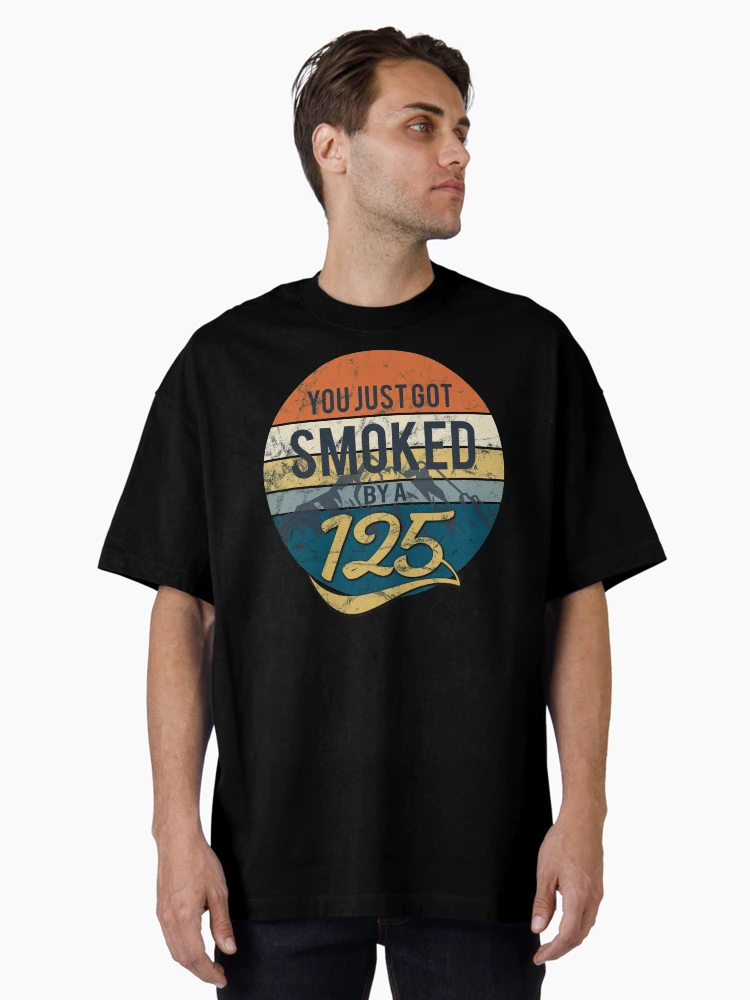 Imagen 2 de 7, Camiseta oversize con la obra Gracioso, te acaban de fumar un 125, diseñada y vendida por starider.