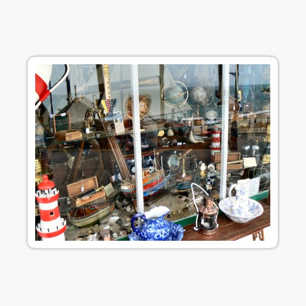 Aperçu de l'œuvre BRIC-A-BRAC NAUTIQUE. VENTNOR .ISLE DE WIGHT. créée et vendue par ronsaunders47.