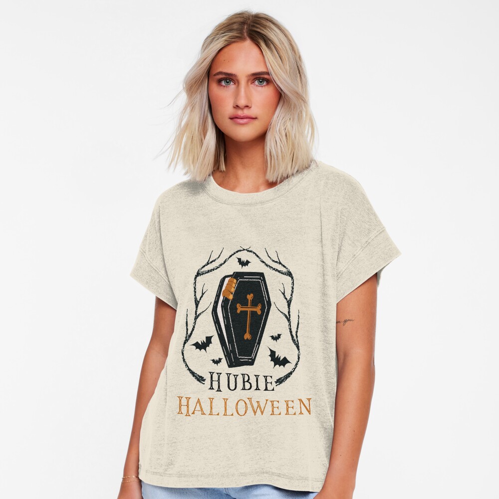 Aperçu de l'œuvre T-shirt décontracté créée et vendue par TaylorRippin.