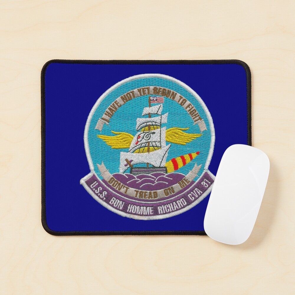 Aperçu de l'œuvre Tapis de souris créée et vendue par militarygifts.