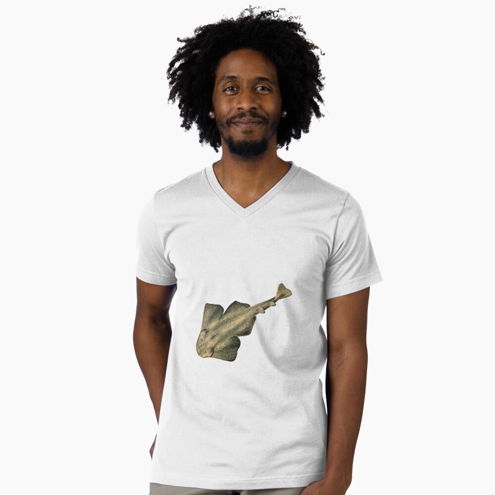 Vista previa del artículo con la obra «Camiseta de cuello en V», diseñado y vendido por Dobsy.
