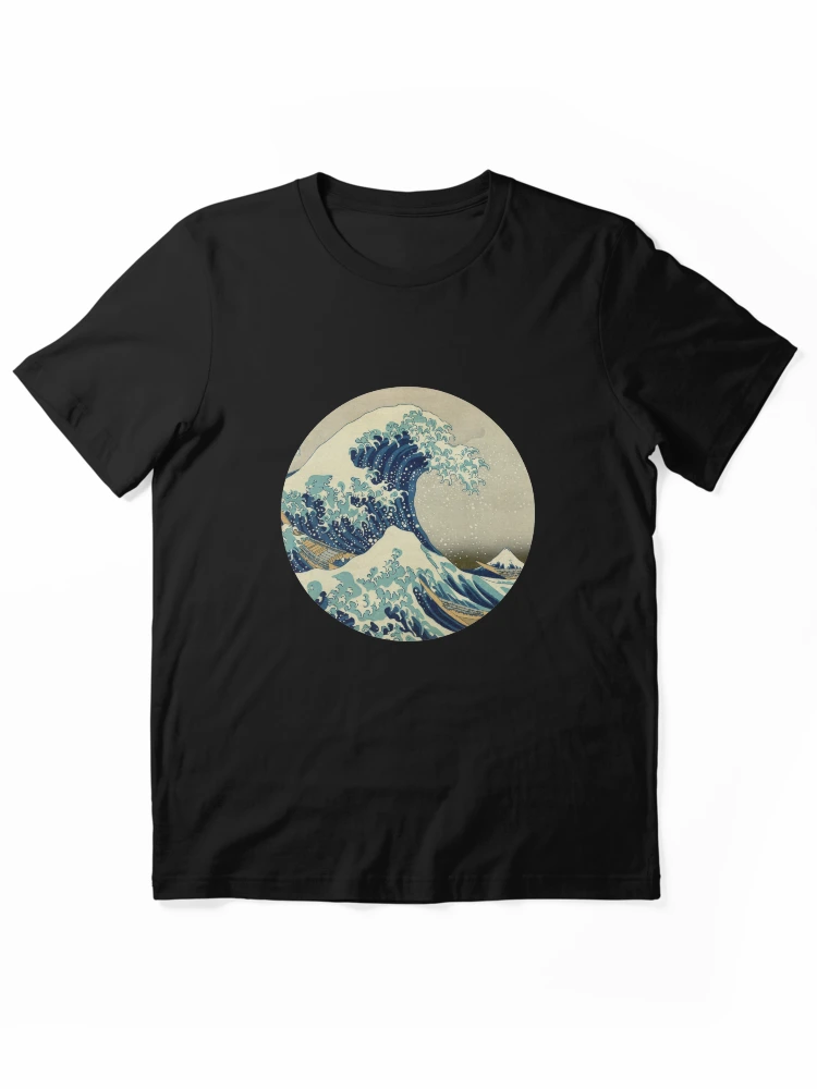 Imagen 1 de 7, Camiseta esencial con la obra Camiseta Hokusai Kaiju, diseñada y vendida por lolotees.