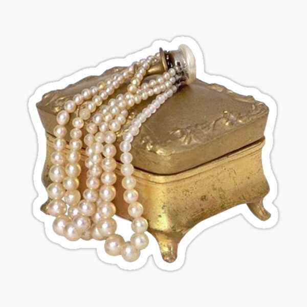 Item preview, joyero vintage y collares de perlas designed and sold by electra antique.