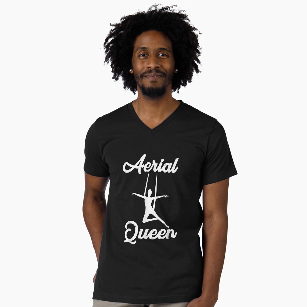 Vista previa del artículo con la obra «Camiseta de cuello en V», diseñado y vendido por paudels.