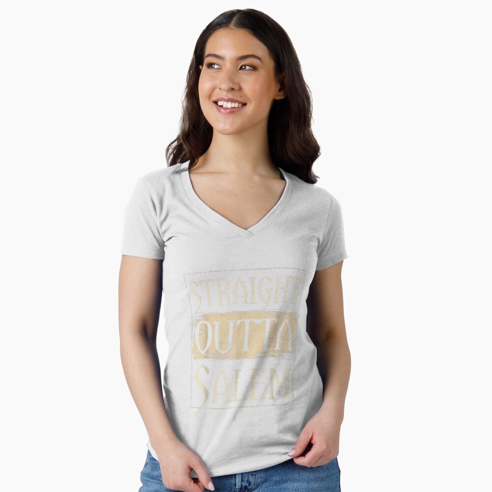 Aperçu de l'œuvre T-shirt moulant col V créée et vendue par BuetowRoswald.