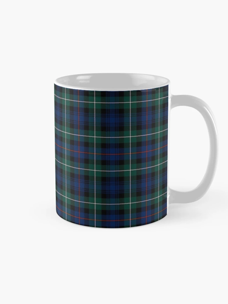 Aperçu 3 sur 6. Mug à café avec l'œuvre Tartan MacKenzie créée et vendue par LadyLarousse.
