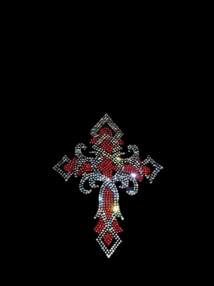 Aperçu 4 sur 4. Coque iPhone avec l'œuvre CROIX GRUNGE ! créée et vendue par ppomodoro.