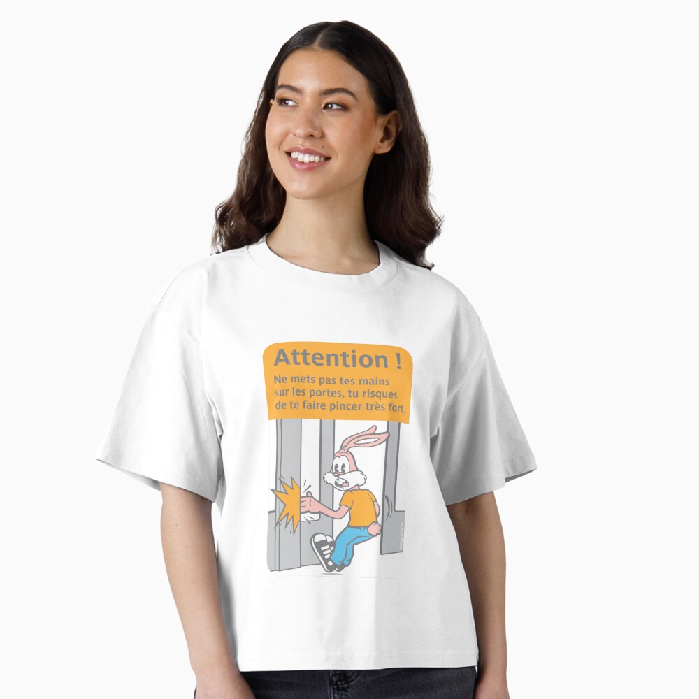 Aperçu de l'œuvre T-shirt boxy créée et vendue par KARENPEARSO.