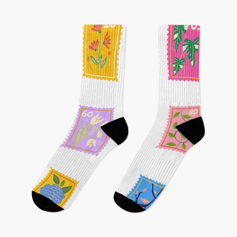 Aperçu de l'œuvre Chaussettes créée et vendue par Dollfacedesign.