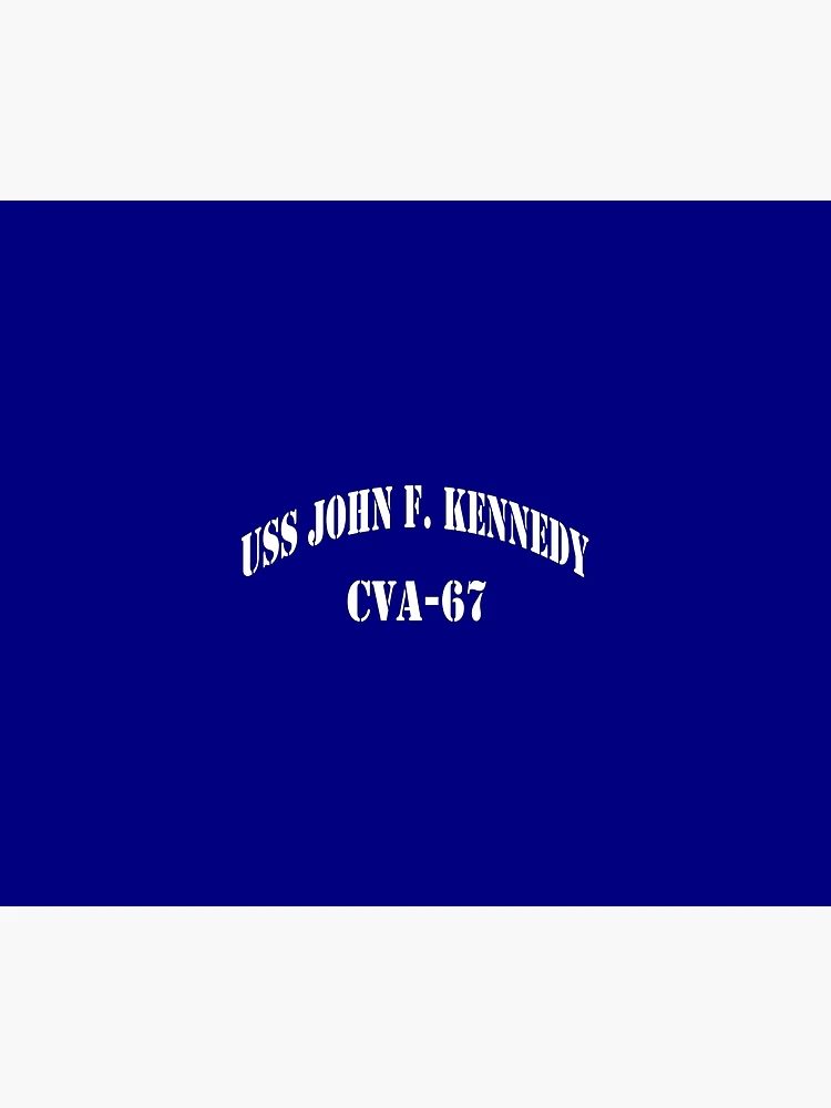 Aperçu 3 sur 3. Tentures avec l'œuvre MAGASIN DU NAVIRE USS JOHN F. KENNEDY (CVA-67) créée et vendue par militarygifts.
