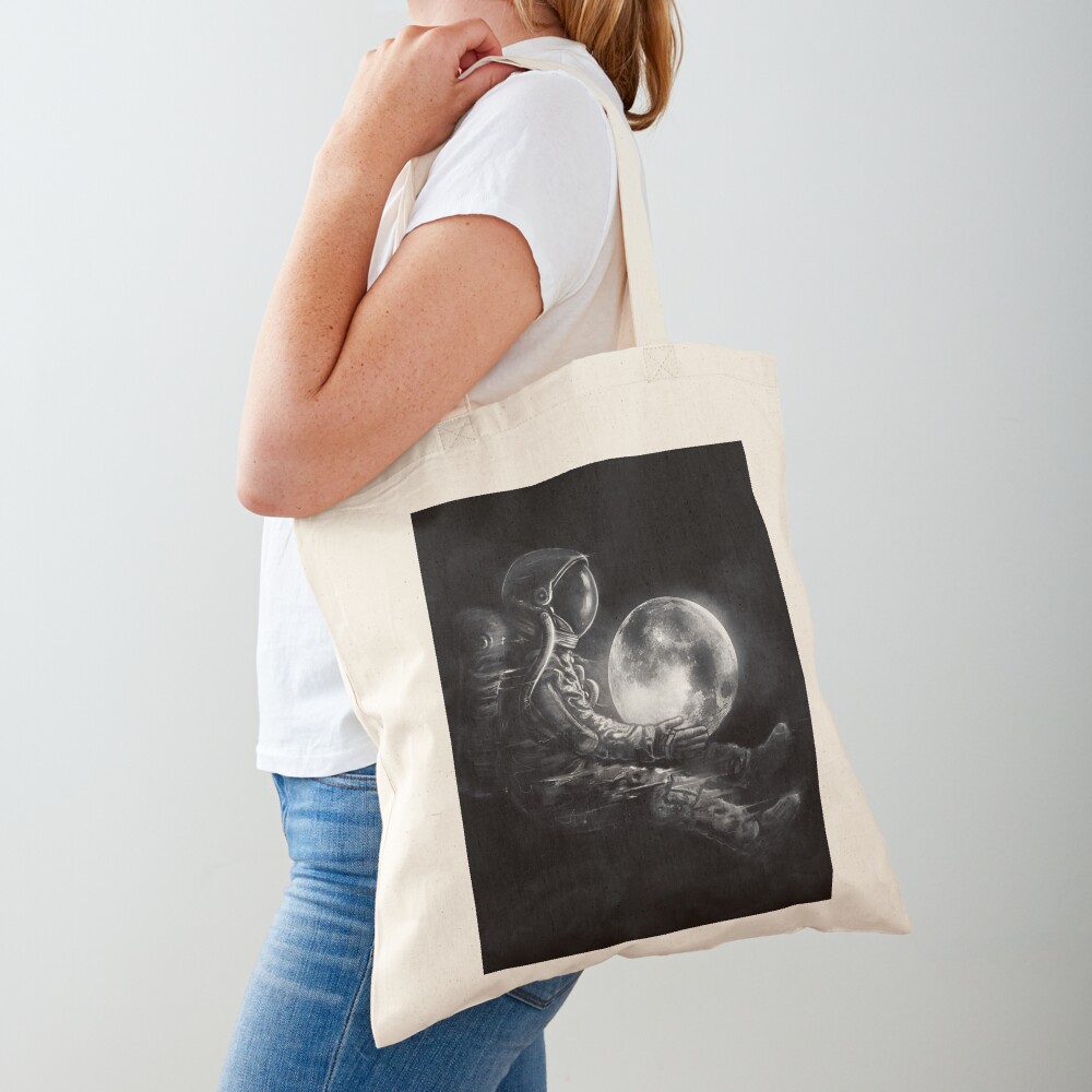 Aperçu de l'œuvre Tote bag classique créée et vendue par nicebleed.
