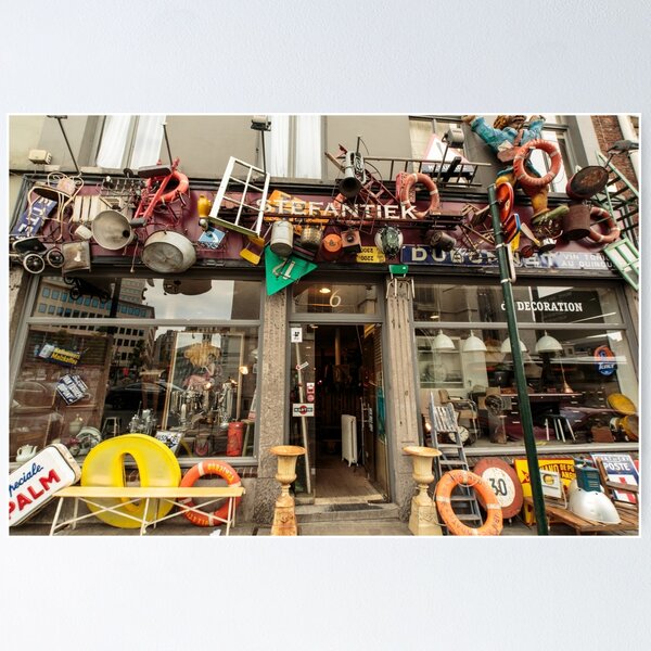 Aperçu de l'œuvre Second Hand Shop, Brussels créée et vendue par fotosic.