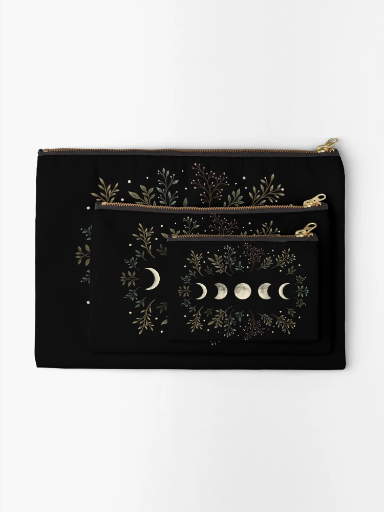 Imagen 2 de 4, Bolsos de mano con la obra Jardín iluminado por la luna, verde oliva, diseñada y vendida por episodicDrawing.