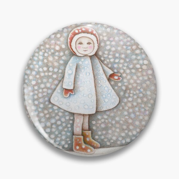 Aperçu de l'œuvre jolie fille jouant dans la neige bouton épingle créée et vendue par trudette.