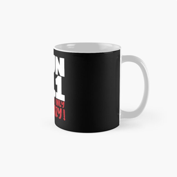 Artikelvorschau, Ich laufe 13.1, weil ich nur halb verrücktes Essential T-Shirt bin entworfen und verkauft von ethenfran6.