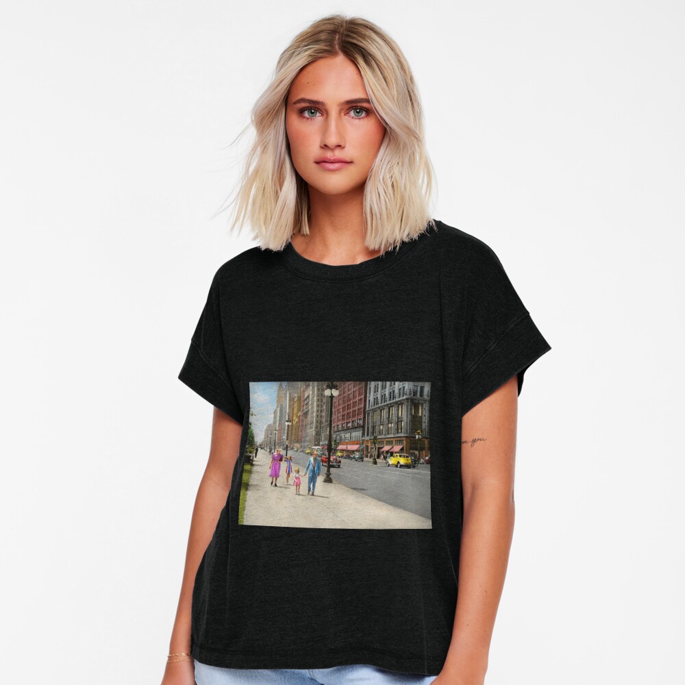Vista previa del artículo con la obra «Camiseta relajada», diseñado y vendido por Mike Savad Photography.