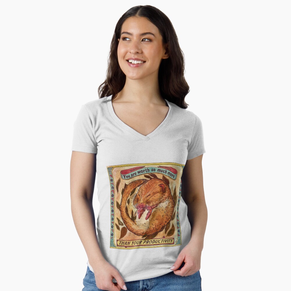 Aperçu de l'œuvre T-shirt moulant col V créée et vendue par Loki Propagandart.