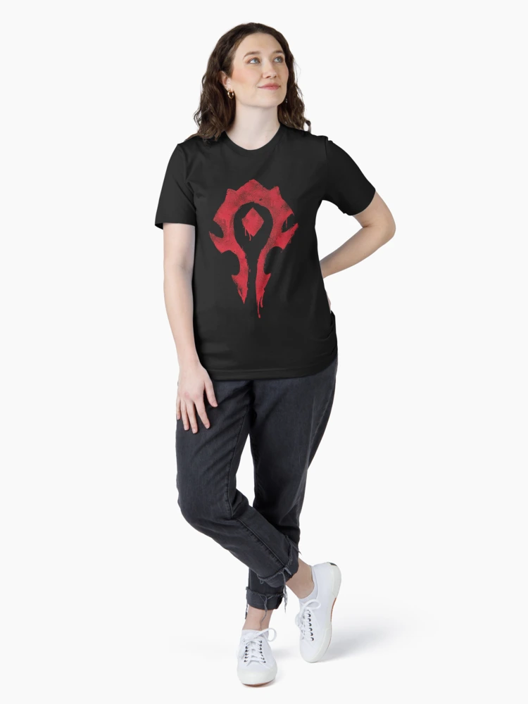 Aperçu 4 sur 7. T-shirt essentiel avec l'œuvre Le t-shirt classique du logo de la horde sanglante créée et vendue par katiaros133.