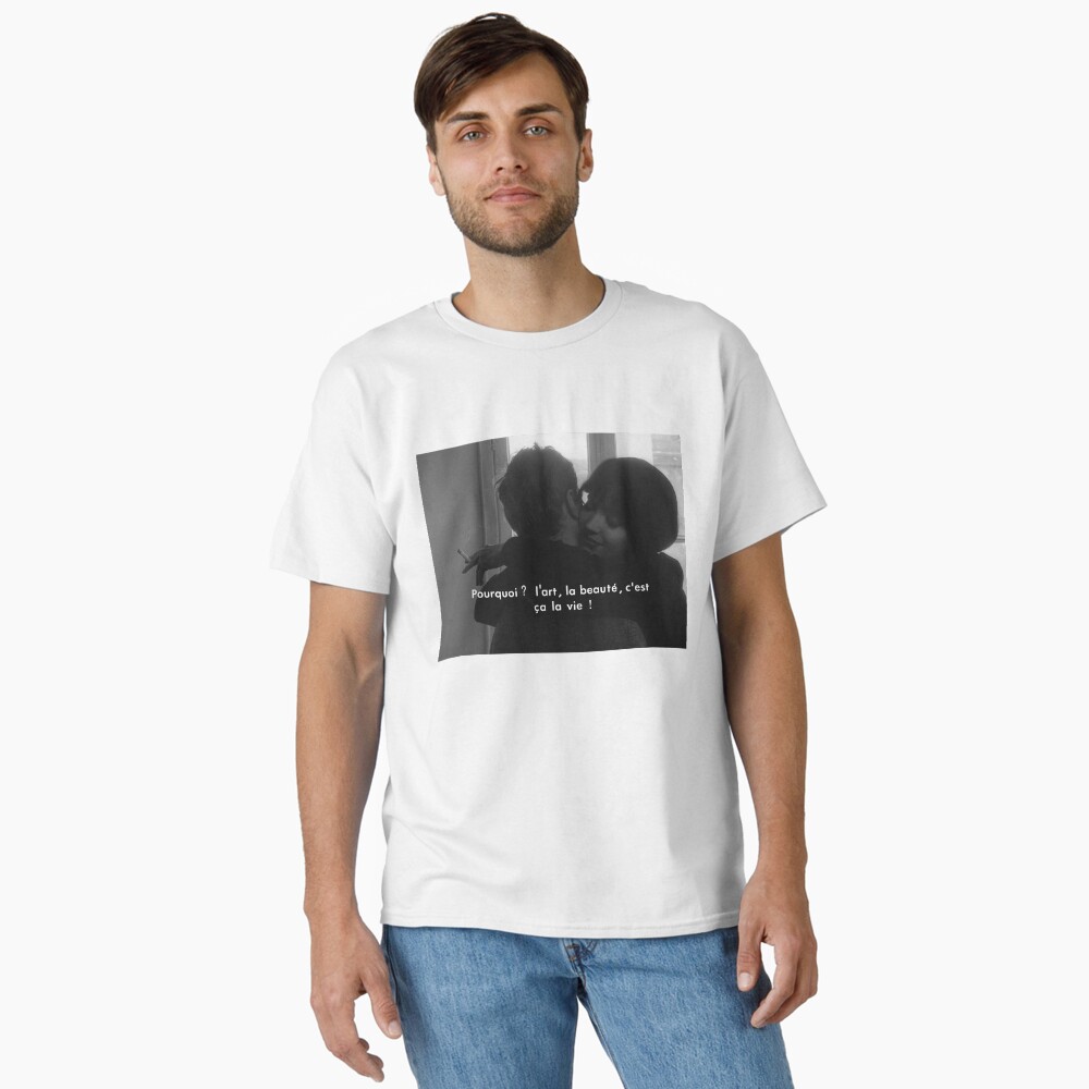 Aperçu de l'œuvre T-shirt classique créée et vendue par artandpop.