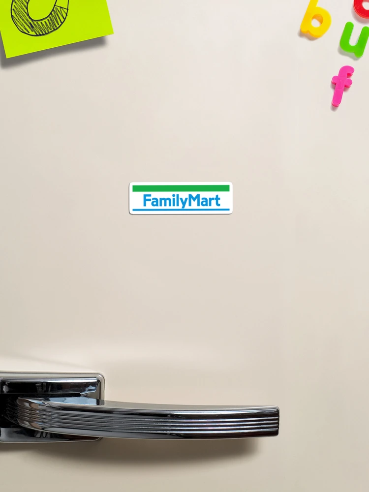 Aperçu 1 sur 3. Magnet avec l'œuvre Family Mart créée et vendue par VisualRy.